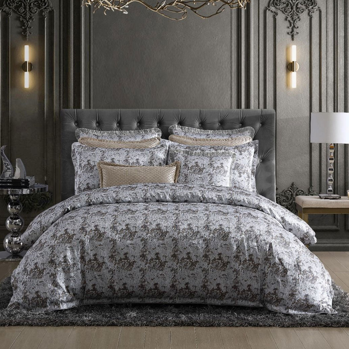 Davinci Trieste Silver Yarn-dyed Metallic Jacquard Quilt Cover Set King